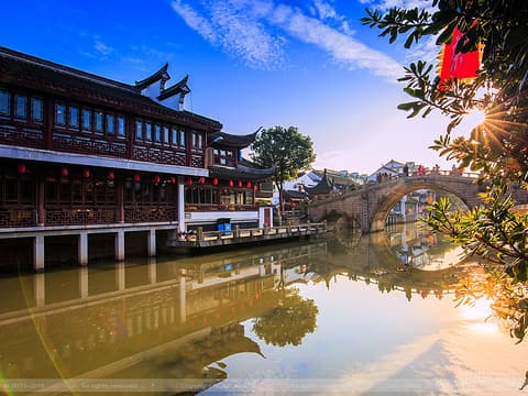 七宝古镇：千年水乡的文化回响与味蕾之旅