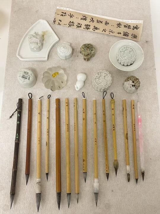 毛笔书法入门神器挑选指南：从毛笔到纸张全面解答