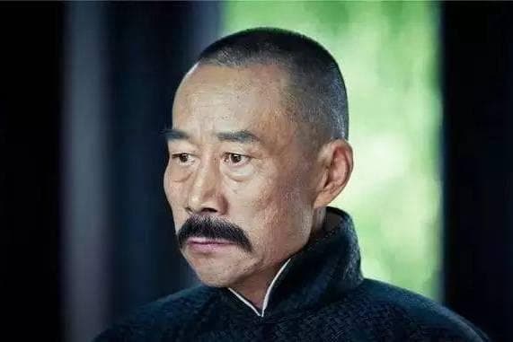 电影《让子弹飞》背景是民国哪一年？那是中国历史最混乱的时代