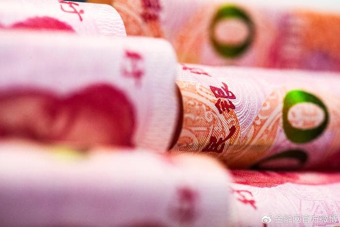 人民币在央行货币政策和美元走势中博弈