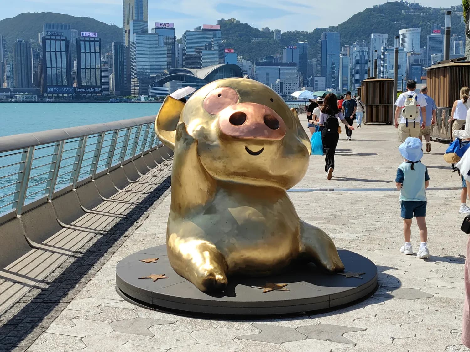 广东清明拜山必备：金猪、烧肉、鹅肉，这些传统祭品你准备好了吗？
