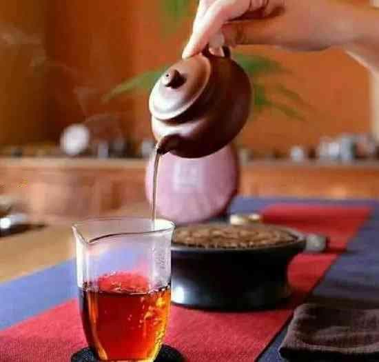 正确饮茶的方式学问-怎样饮茶才正确
