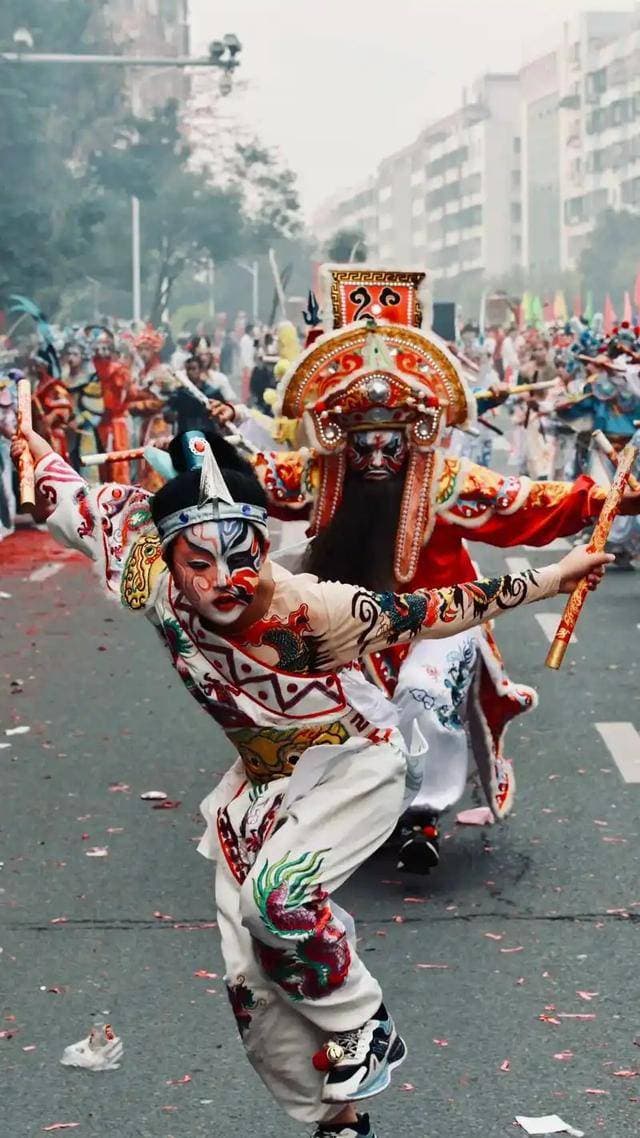 英歌舞为什么这么火爆？