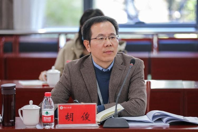 今年已有6所985大学迎来新校长，其中5位是院士，只有1名女性学者