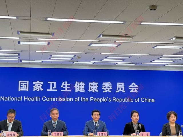 各年龄段用户如何挑选奶和奶制品？专家回应：生长期儿童不建议选用脱脂和低脂类产品