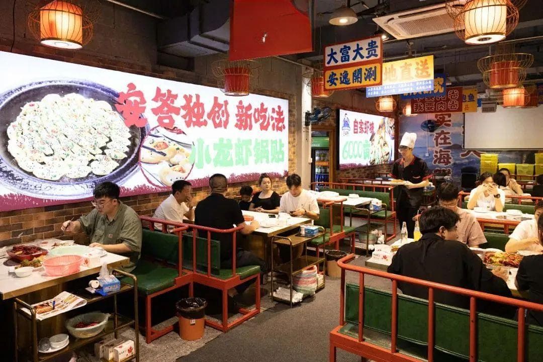 杨浦“最暖城区”：从美食到电影，释放最浓人文关怀