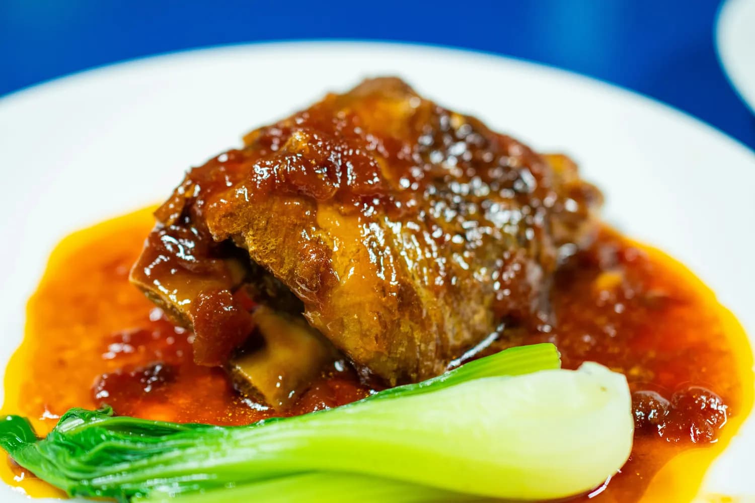 红烧肉：从皇宫到餐桌的文化传承