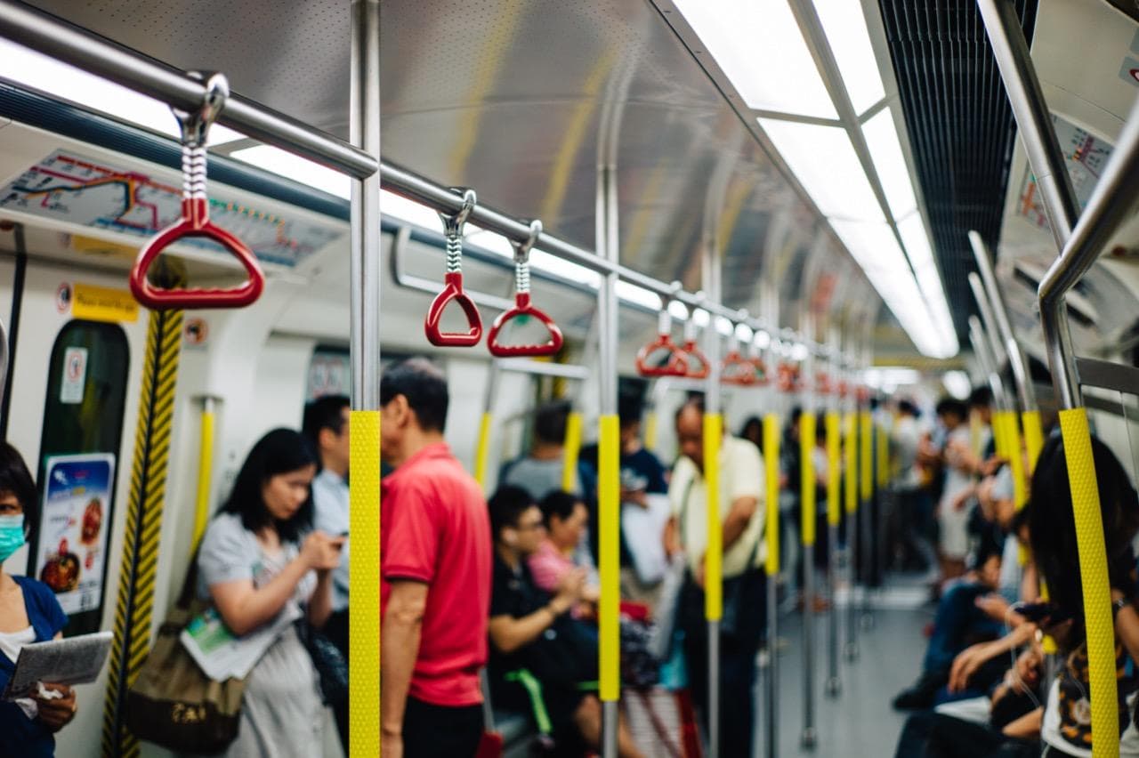 香港生活避坑指南：从罚款规则到日常生活全攻略