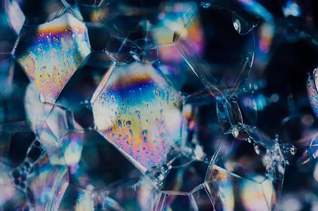 水晶的成分是什么？一探水晶的化学组成与特性