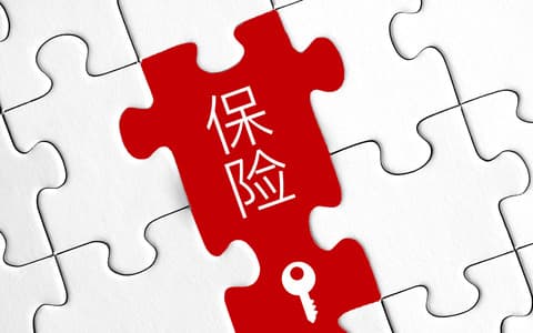 车辆损坏保险需要提供哪些证据才能理赔