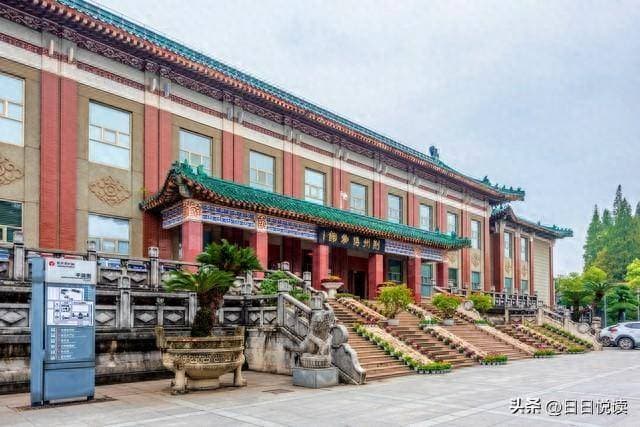 湖北荆州：从越王剑到数字人，一座三线城市的科技逆袭与文化出海