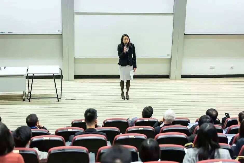 领导提高讲话感染力的技巧