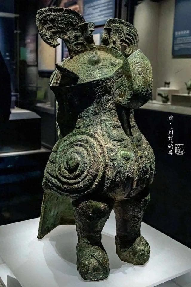 镇馆之宝：商妇好青铜鸮尊