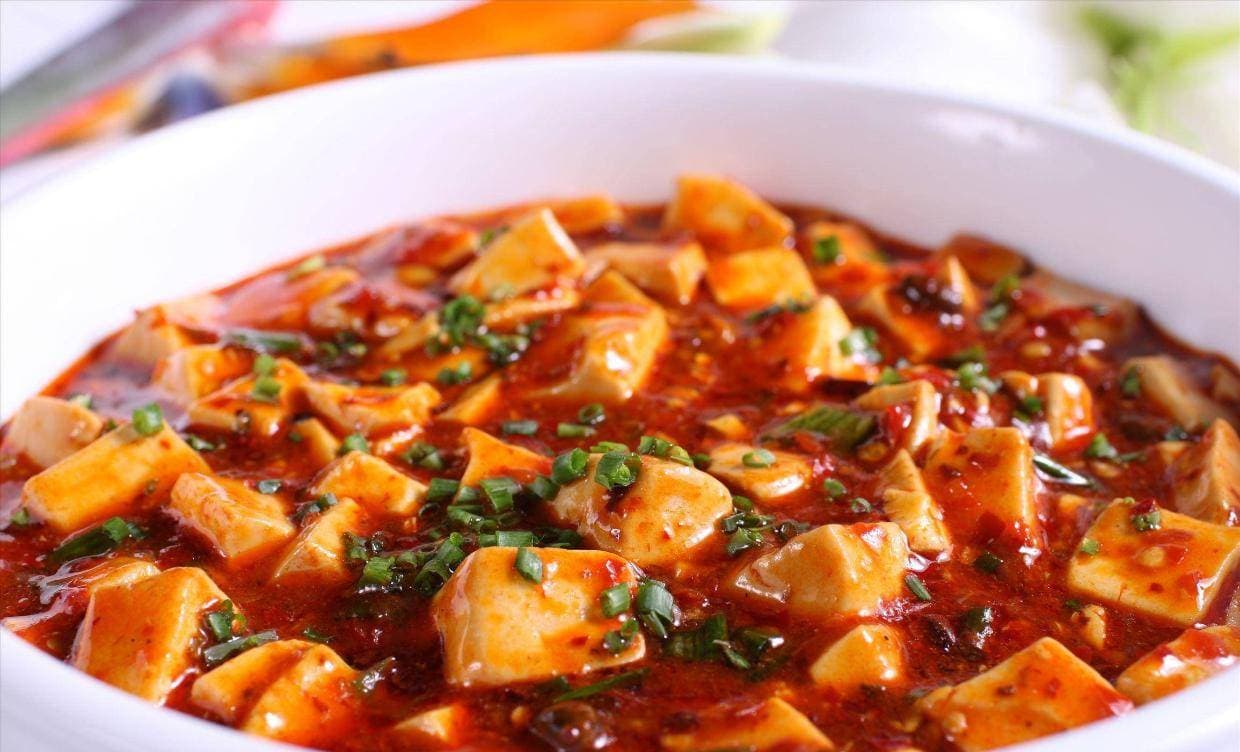 舌尖上的传承：探寻四川成都的麻辣诱惑——麻婆豆腐