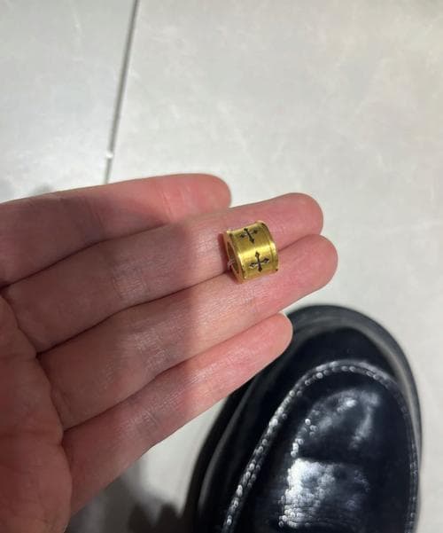 梦见捡到黄金是什么意思