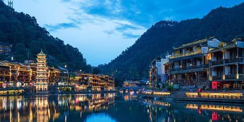 湘西一日游：浦市古镇至惹巴拉的精华之旅