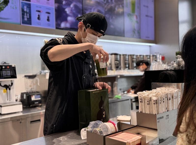长沙奶茶店集体上新果蔬汁成新宠
