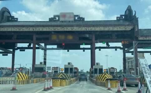 高速公路错过出口怎么办？四种安全解决方案