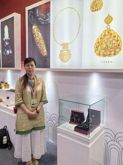 将揭阳漆艺和敦煌文化完美融合