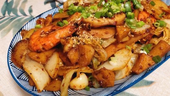 麻辣香锅制作教程：从食材准备到美味出炉的完整指南