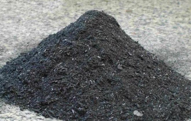 农村烧柴火留下的草木灰，它的价值珍贵，这六大用处你知道吗？