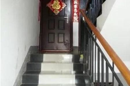 入户门对着下楼梯的五种解决方案