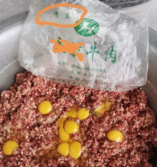 手工制作美味牛肉丸（从选材到制作，教你做出口感弹嫩的牛肉丸！）