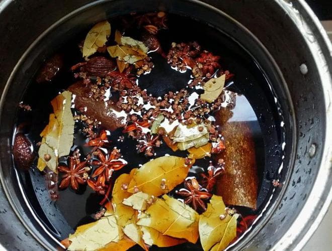 揭秘美食界自制卤水的配方与制作技巧