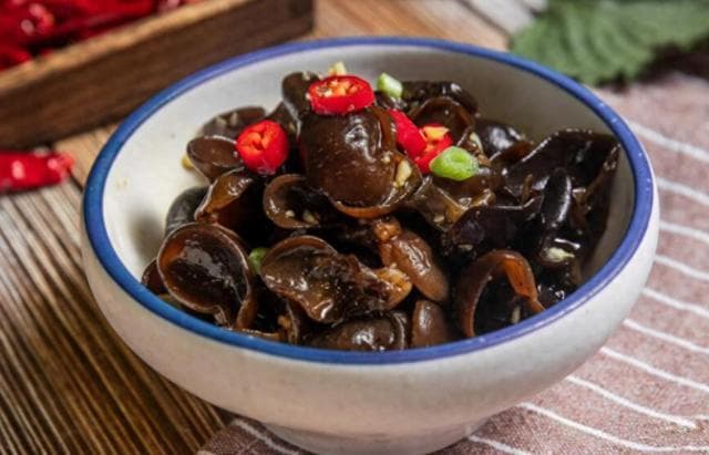 红枣黑豆菠菜等7种蔬菜，冬季补铁正当时