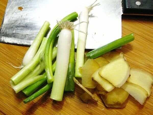 冬季风寒感冒，一根葱加一块姜搞定！