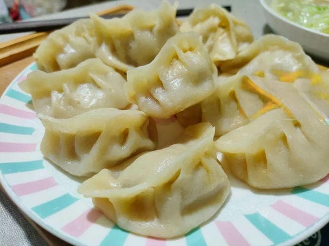 小雪前后吃饺子，有钱没钱常吃这馅，饱满多汁，补阳暖身，益胃强免疫