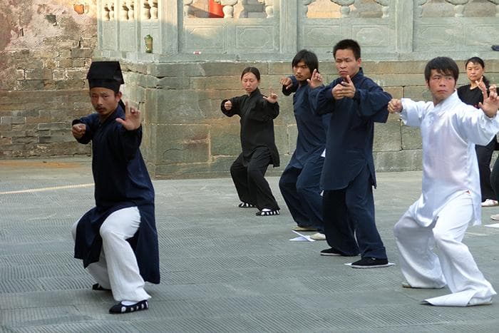 武当道门八段锦：八百年传承的养生智慧