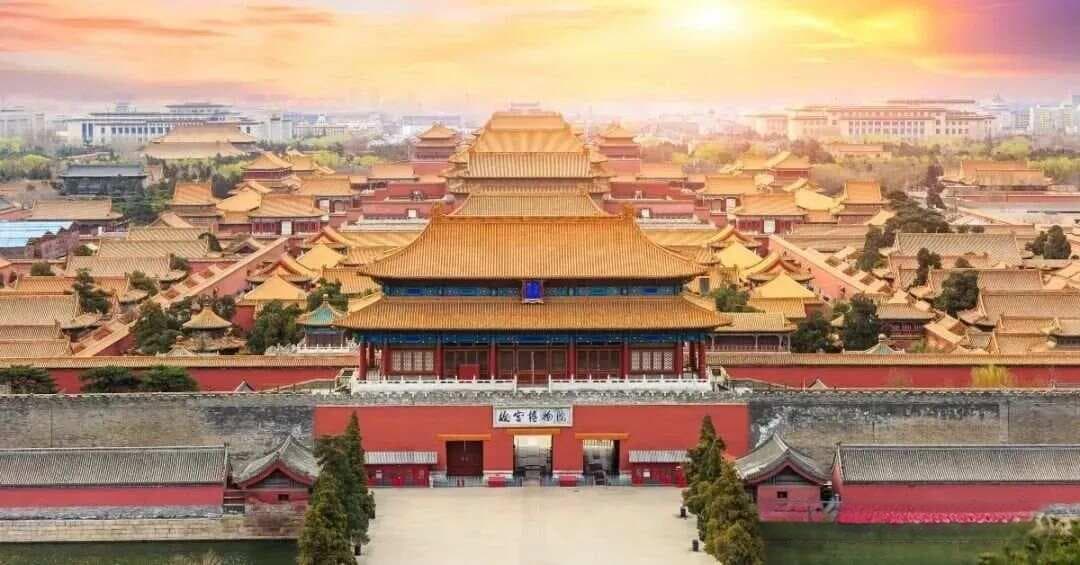 故宫“八大作”：揭秘600年古建筑的匠心技艺与保护密码