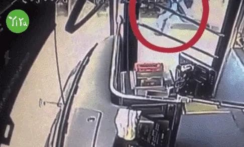 学生道路交通事故五大典型案例