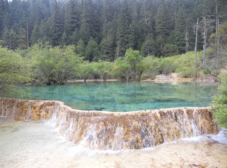 到四川旅游最佳旅游季节和注意事项，自由行攻略和线路大揭秘