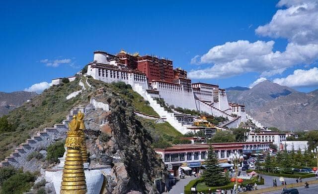 走进小布达拉宫：领略河北独特的藏传佛教建筑