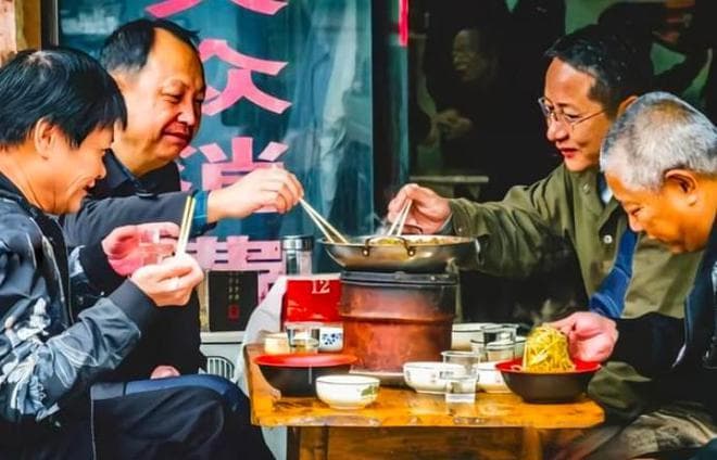 早酒文化：新市场还是旧陋习？