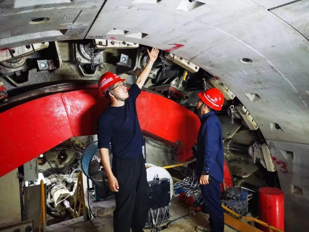 突破冬季施工瓶颈，自主研发多项新技术丨探访地铁3号线建设背后的故事
