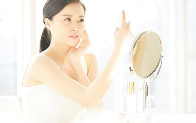 美白产品中的天然成分有何功效？如何正确选择？