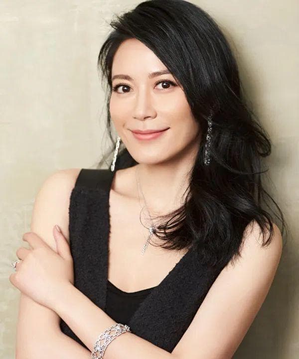八位四十岁女星：岁月不败美人，风韵更胜往昔