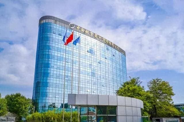 中国三大航空公司，国航、东航、南航有哪些区别和联系？