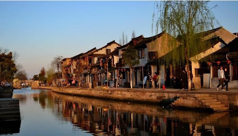 杭州周边这座古镇，处三省交界之处，历史悠久景点众多不输乌镇