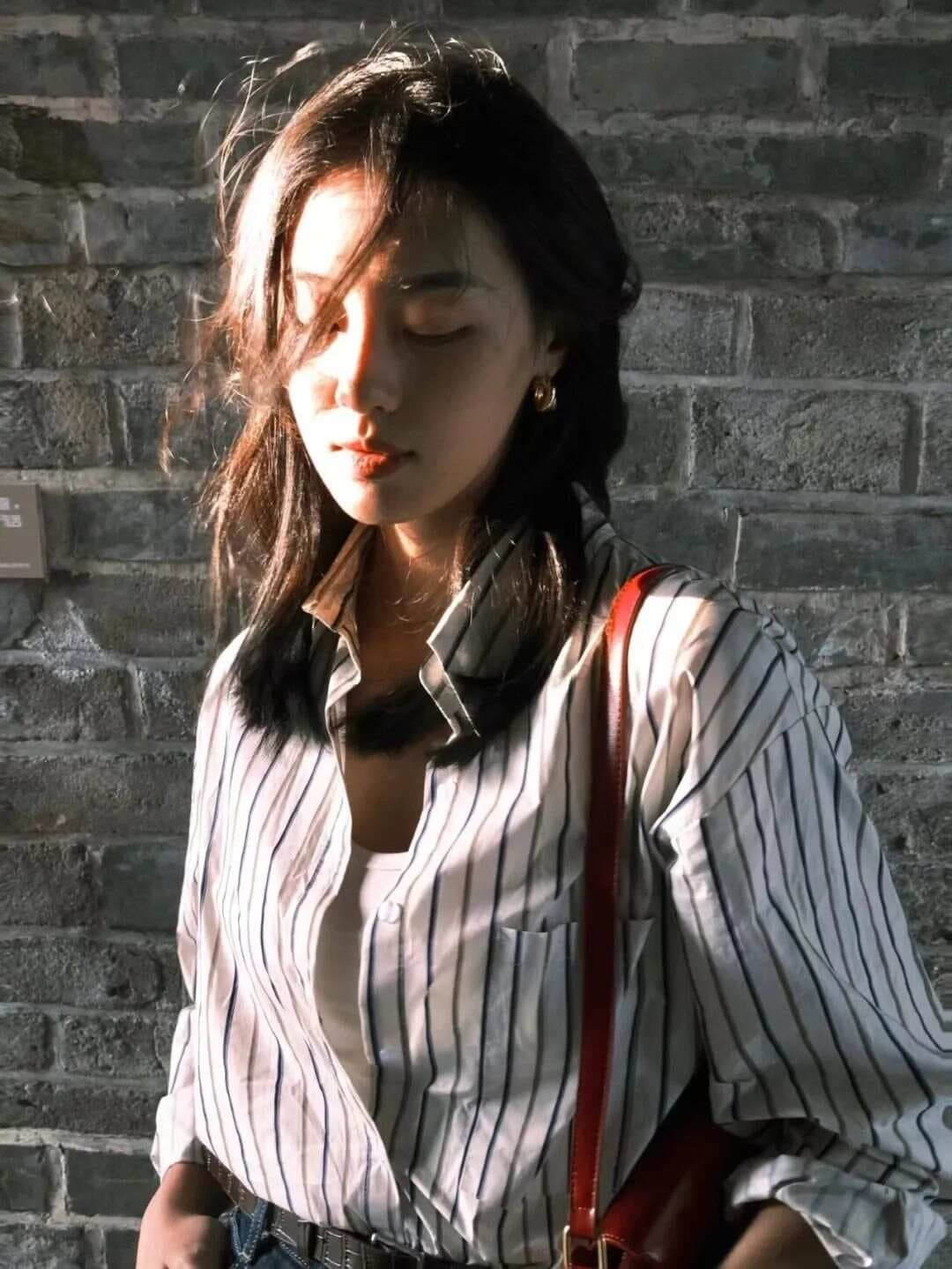 普通人拍照上镜的9个小技巧，让照片不只是好看更要耐看！