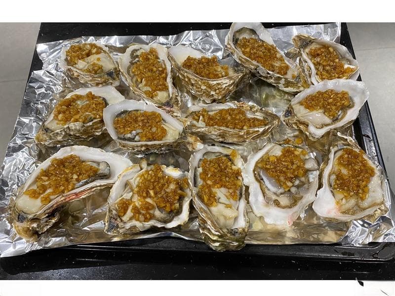 蒜蓉烤生蚝：简单几步做出餐厅级美味