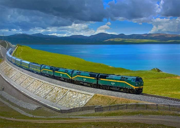 成都至拉薩火車指南：列車時刻表、票價及沿途旅行攻略