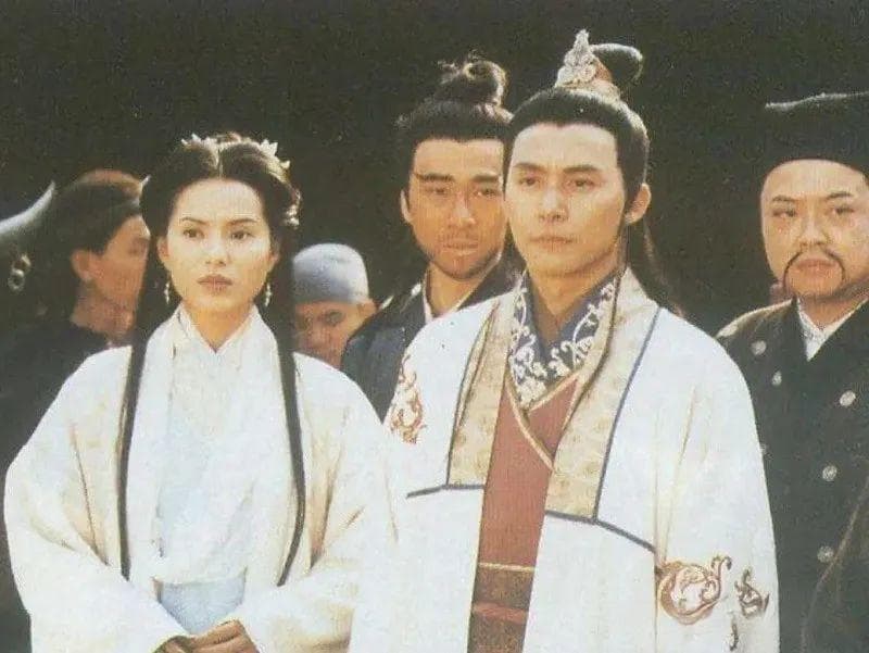 “南慕容”慕容复：武功高强却因复国梦而堕落