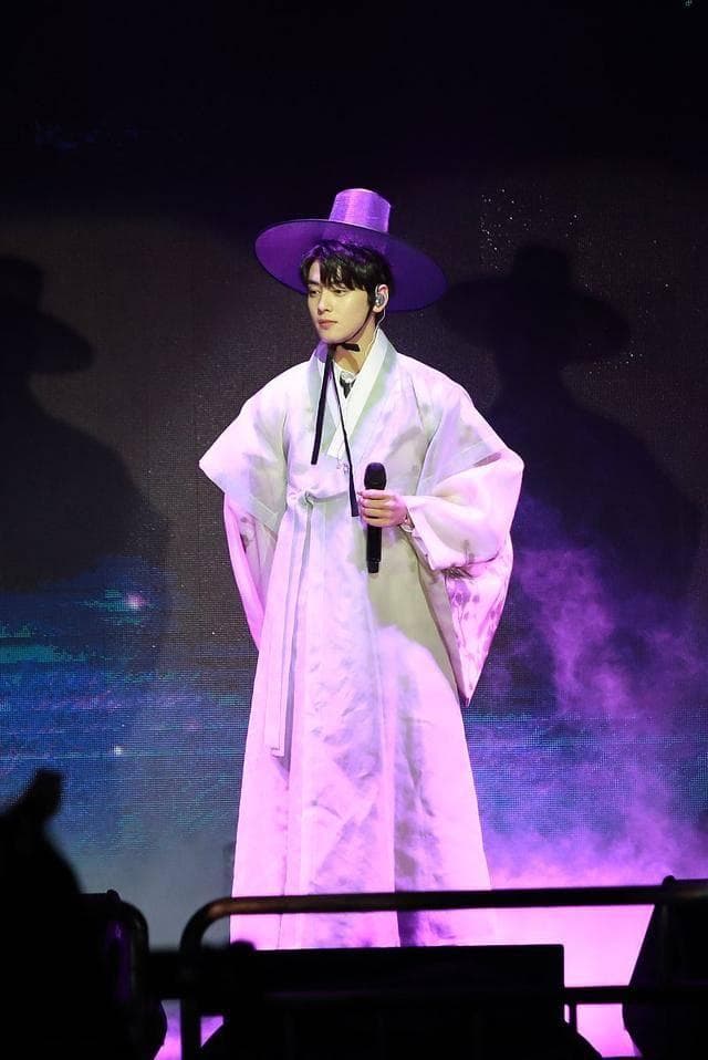 《新白娘子传奇》30年杭州演唱会：经典旋律唤醒跨时代的集体记忆