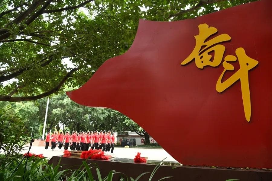 这就是，华坪女高！
