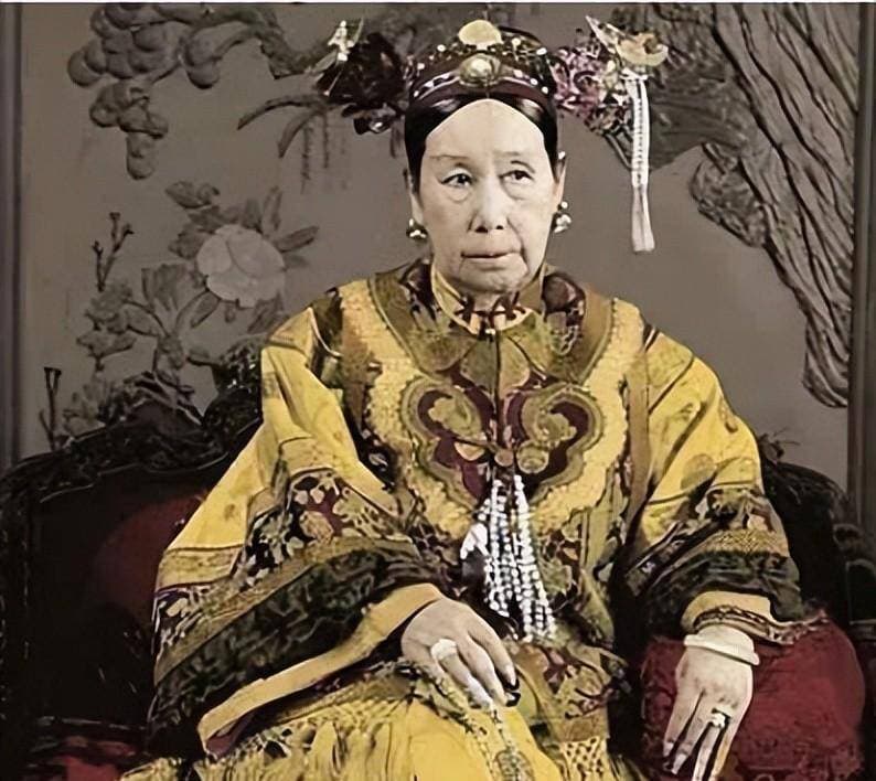 清末一个误传的假情报，造成了慈禧太后下令向全世界宣战