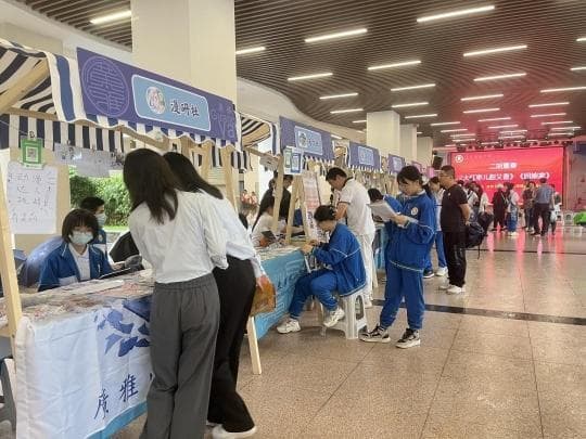 广雅中学2024年继续扩招！校长解答两校区不同之处